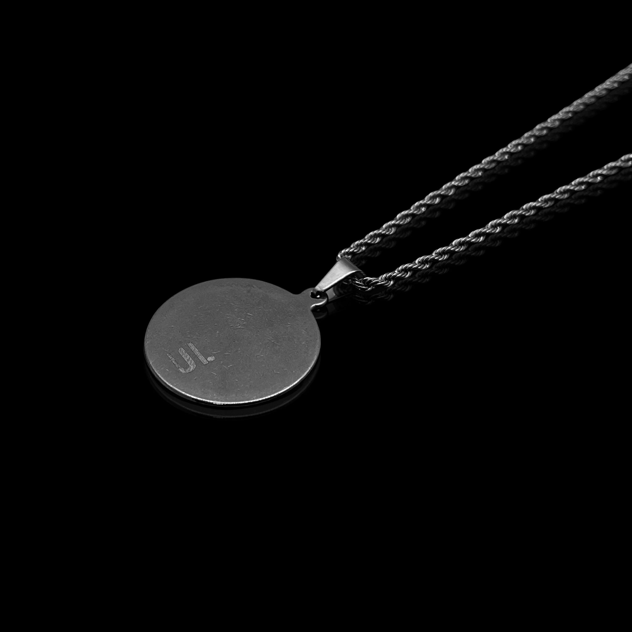 Compass Necklace back view — 316L stainless steel jewelry | Steelixe