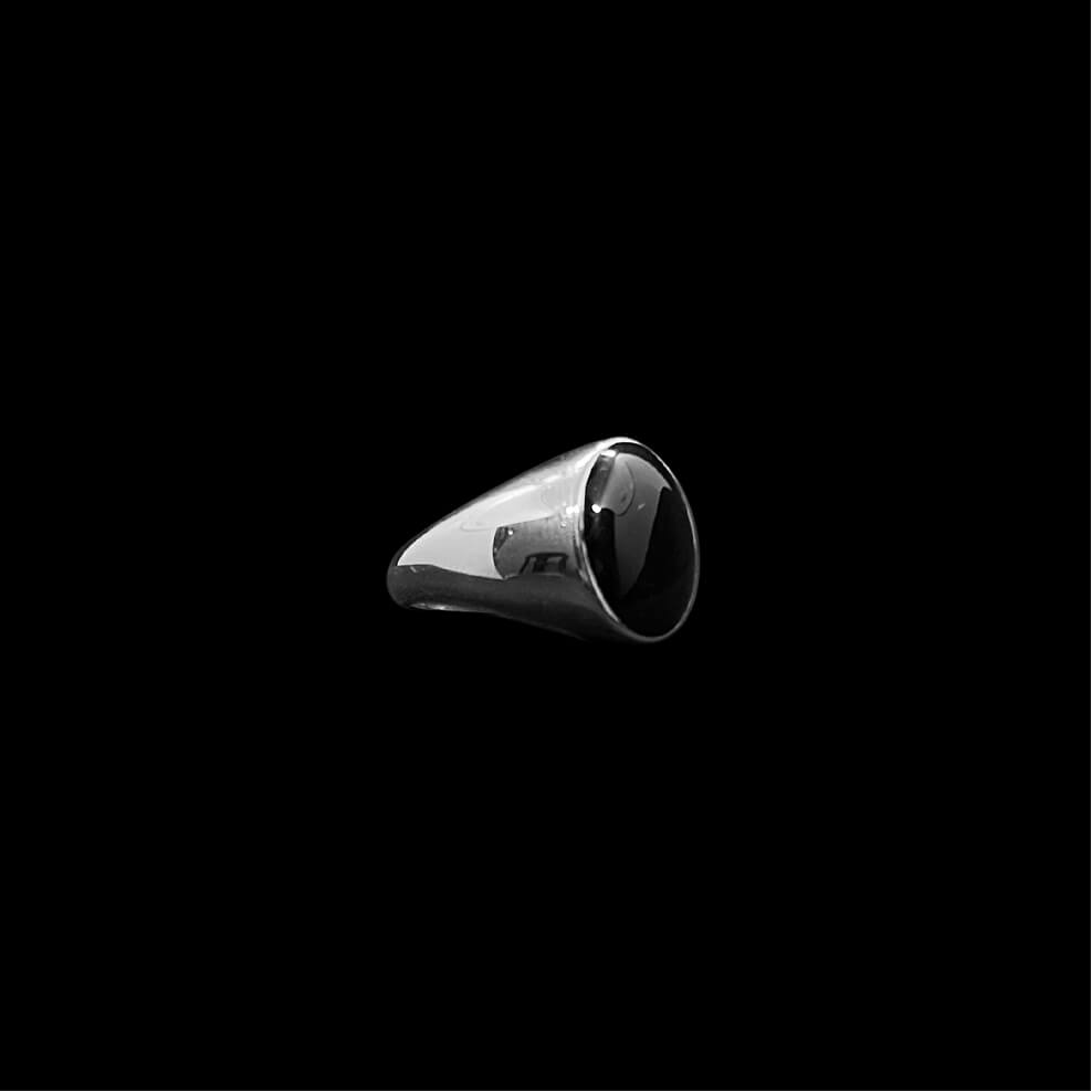 Onyx Ring alternate angle | Steelixe
